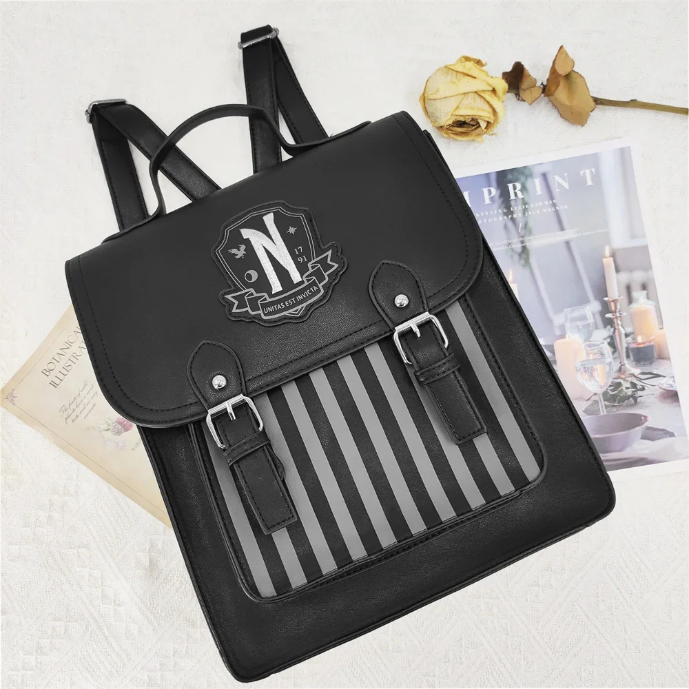 กระเป๋าเป้หนัง PU สีดำลายภาพยน - Leather Backpack Vintage บทวิจารณ์และราคา